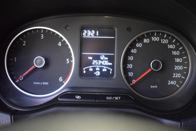 Volkswagen Amarok 2.0 BiTDI DSG 4Motion (180 л. с.)