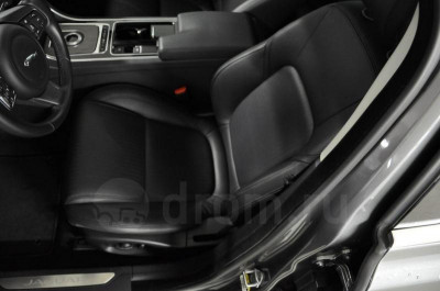 Jaguar XF 2.0 AT (240 л. с.) Prestige