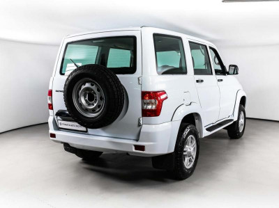 УАЗ Patriot 2.7 MT 4х4 (149,6 л.с.) Классик 185-03