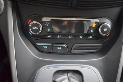 Ford Kuga 2.5 AT (150 л. с.) Titanium Plus