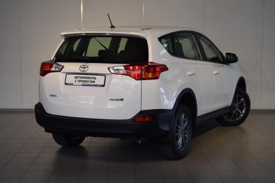 Toyota RAV4 2.0 CVT (146 л. с.)
