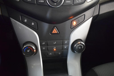 Chevrolet Cruze 1.6 MT (109 л. с.)