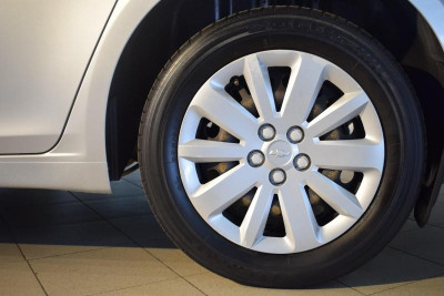 Chevrolet Cruze 1.6 MT (109 л. с.)