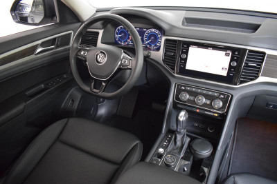 Volkswagen Teramont 2.0T AMT (220 л.с.)