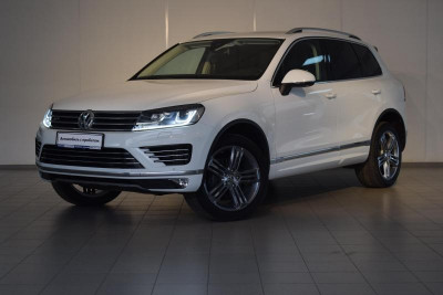 Volkswagen Touareg 3.0 TDI Tiptronic 4Motion (245 л. с.) R-line