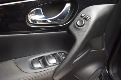 Nissan Qashqai 2.0 CVT AWD (144 л. с.)