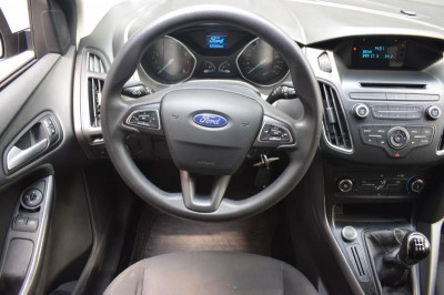 Ford Focus Универсал 1.6 Ti-VCT MT (105 л. с.) Sync Edition
