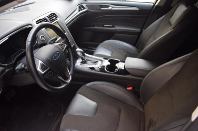 Ford Mondeo 2.5 AT (149 л. с.) Titanium