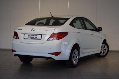 Hyundai Solaris 1.4 MT (107 л. с.)