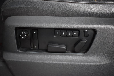 Volkswagen Touareg 3.0 TDI BlueMotion AT (225 л. с.)