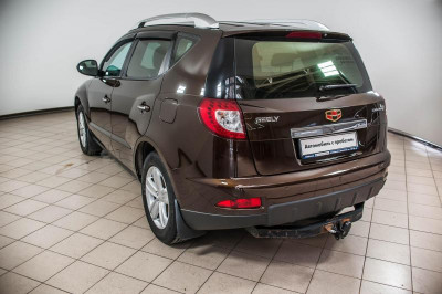 Geely Emgrand X7 2.0 MT (140 л. с.) Comfort