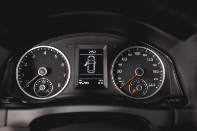 Volkswagen Tiguan 1.4 TSI BlueMotion DSG (150 л. с.) Avenue