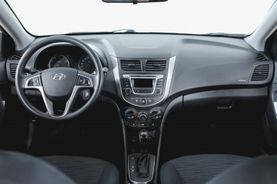 Hyundai Solaris 1.6 AT (123 л. с.) Comfort