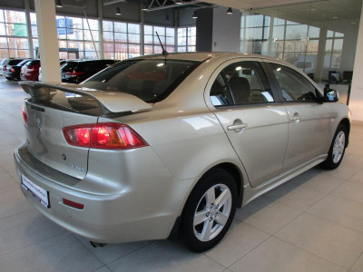 Mitsubishi Lancer 2.0 CVT (150 л. с.)