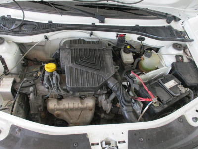 Renault Logan 1.4 MT (75 л.с.)