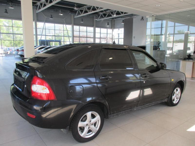 LADA Priora 1.6 MT 16 кл (Евро-4) (98 л. с.)