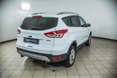 Ford Kuga 1.6 EcoBoost MT (150 л. с.) Trend Plus