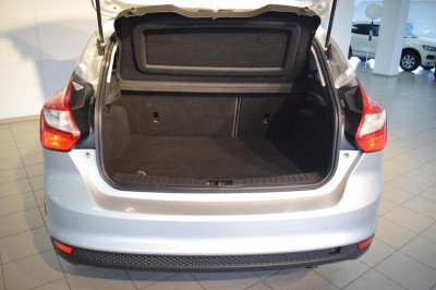 Ford Focus 1.6 PowerShift (105 л. с.)