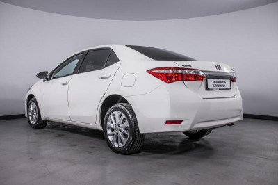 Toyota Corolla 1.6 CVT (122 л. с.) Комфорт