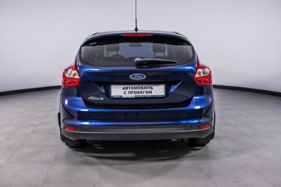 Ford Focus 1.6 MT (125 л. с.)