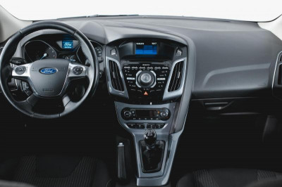 Ford Focus 1.6 MT (125 л. с.)