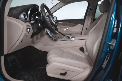 Mercedes-Benz GLC-Класс 250 4MATIC 2.0 AT (211 л.с.) 4WD