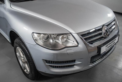 Volkswagen Touareg 2.5 TDI AT (174 л. с.)