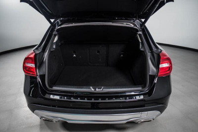 Mercedes-Benz GLA GLA 250 7G-DCT 4Matic (211 л. с.) Особая серия