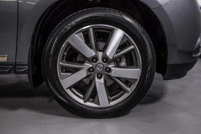 Nissan Pathfinder 3.5 CVT AWD (249 л. с.) Mid