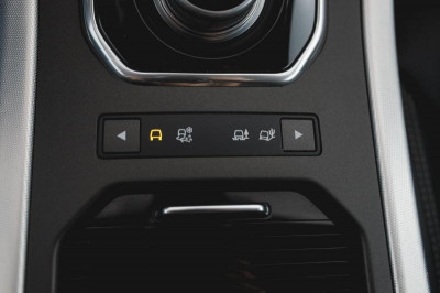 Land Rover Range Rover Evoque 2.2 SD4 9AT (190 л. с.)