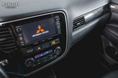 Mitsubishi Outlander 2.4 CVT 4WD (167 л. с.)
