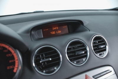 Peugeot 308 1.6 MT (120 л. с.)