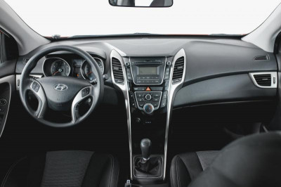 Hyundai i30 1.4 MT (100 л. с.)