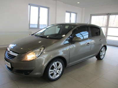 Opel Corsa 1.4 AT (101 л. с.)