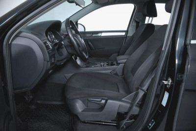 Volkswagen Touareg 3.6 FSI Tiptronic 4Motion (249 л. с.)