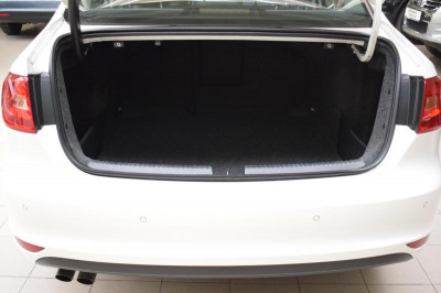 Volkswagen Jetta 1.4 TSI MT (150 л. с.)