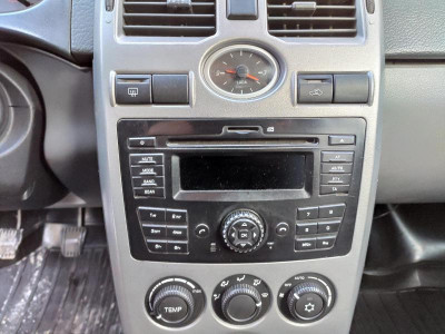 LADA Priora 1.6 MT 16 кл (Евро-4) (98 л. с.)