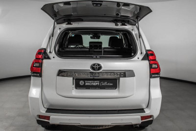 Toyota Land Cruiser Prado 2.8d AT (177 л.с.) 4WD Люкс 7D