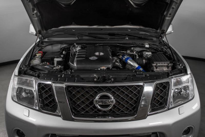Nissan Pathfinder 2.5 dCi Turbo AT AWD (190 л. с.)