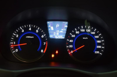 Hyundai Solaris 1.4 AT (107 л. с.) Comfort
