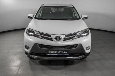 Toyota RAV4 2.0 CVT (146 л. с.)