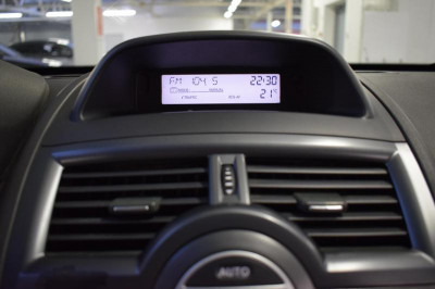 Renault Megane 1.6 AT (113 л.с.)