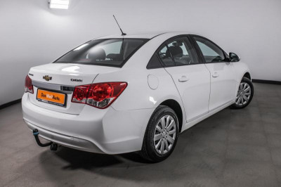 Chevrolet Cruze 1.8 AT (141 л. с.)