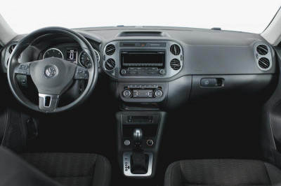 Volkswagen Tiguan 2.0d AT (140 л.с.) 4WD