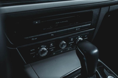 Audi A6 1.8 AT (190 л.с.)