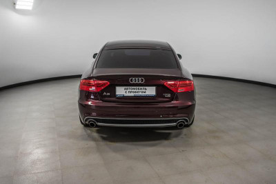 Audi A5 2.0 TFSI S tronic quattro (225 л. с.)
