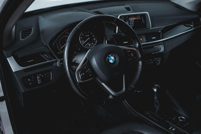 BMW X1 18i sDrive 1.5 AT (136 л.с.) Base