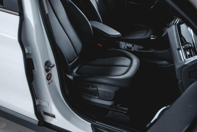 BMW X1 18i sDrive 1.5 AT (136 л.с.) Base