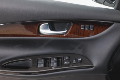 Infiniti QX50 2.5 AT AWD (222 л. с.) Design