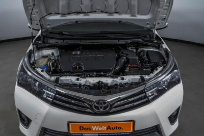 Toyota Corolla 1.6 MT (122 л. с.)